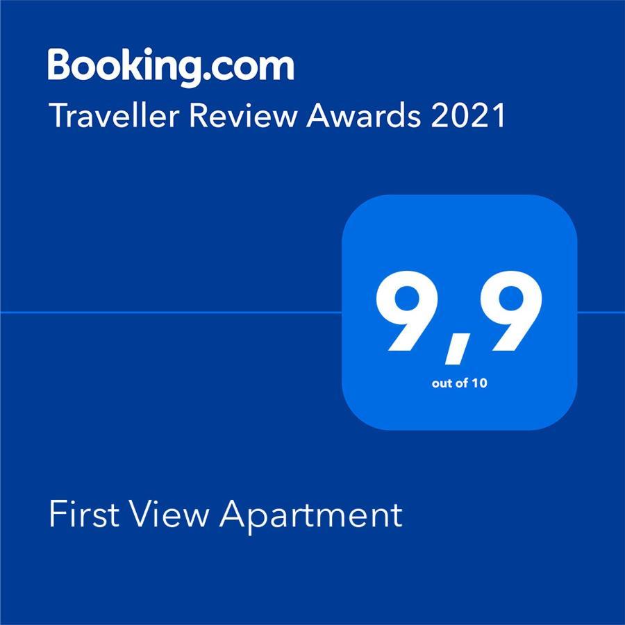First View Apartment *